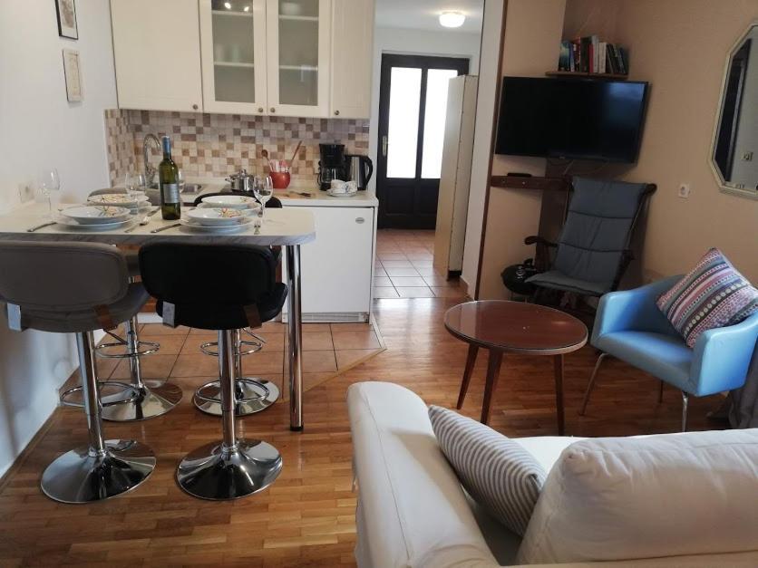 Studio Apartman Meli Apartment