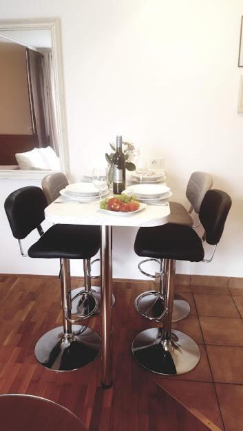 Studio Apartman Meli Apartment *